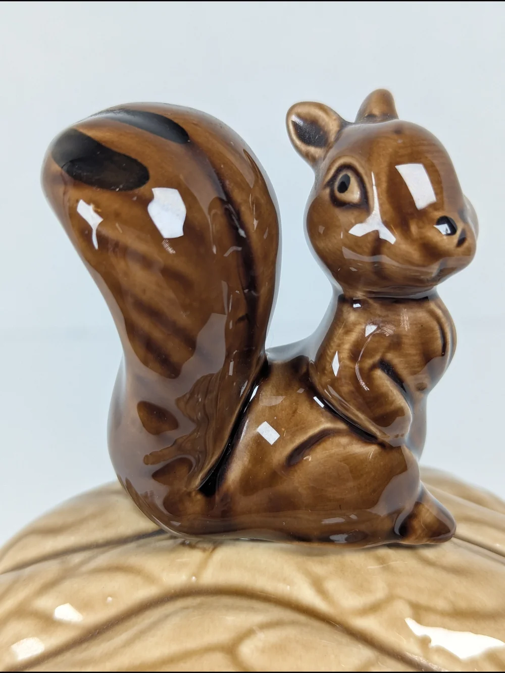 Vintage MCM Ceramic Squirrel on Walnut Acorn Candy Nut Dish Bowl